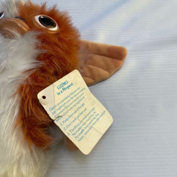 Vintage Gremlins GIZMO Hasbro Softies Plush Squeaker 1984 With Tag NOS - Picture 4 of 8